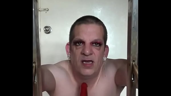 bisexual gay mark wright wants to show you guys what you are missing by you not giving him cock in his ass