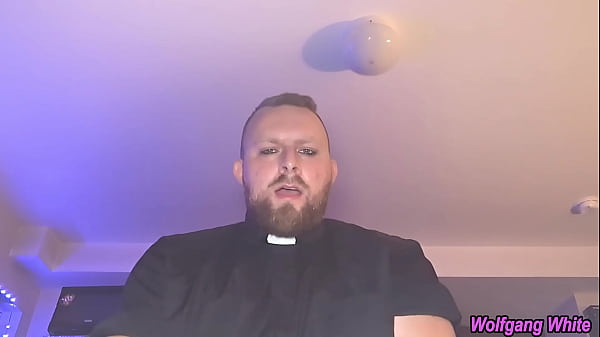 PASTOR DADDY POUNDS YOU HARD - BOTTOMPOV