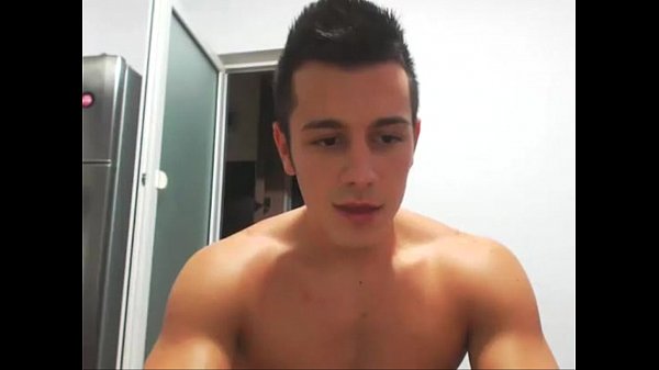 dlc from insta @luanceponce muscular on cam punching a really hot one until he cums