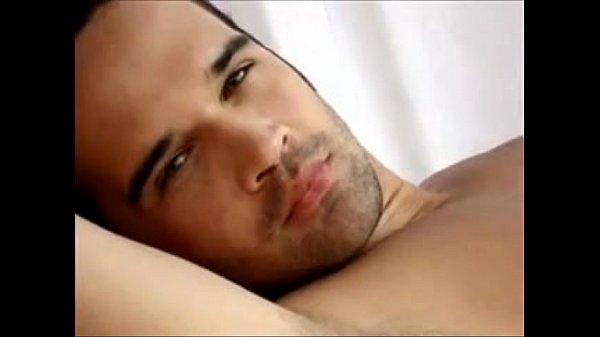 Fabr&iacute_cio Bezerra Sensual shoot in Rio de Janeiro